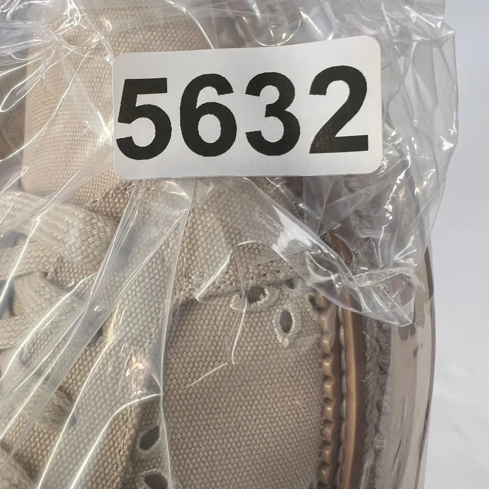 DV by Dolce Vita Bliss Platform Sneakers 9 Beige Canvas Espadrille Floral Cutout